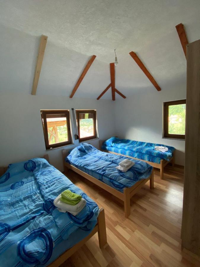 Shpija E Gjyshit Vuthaj Hotel Gusinje Kültér fotó