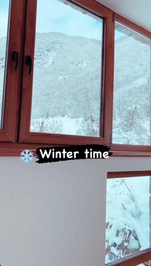 Shpija E Gjyshit Vuthaj Hotel Gusinje Kültér fotó