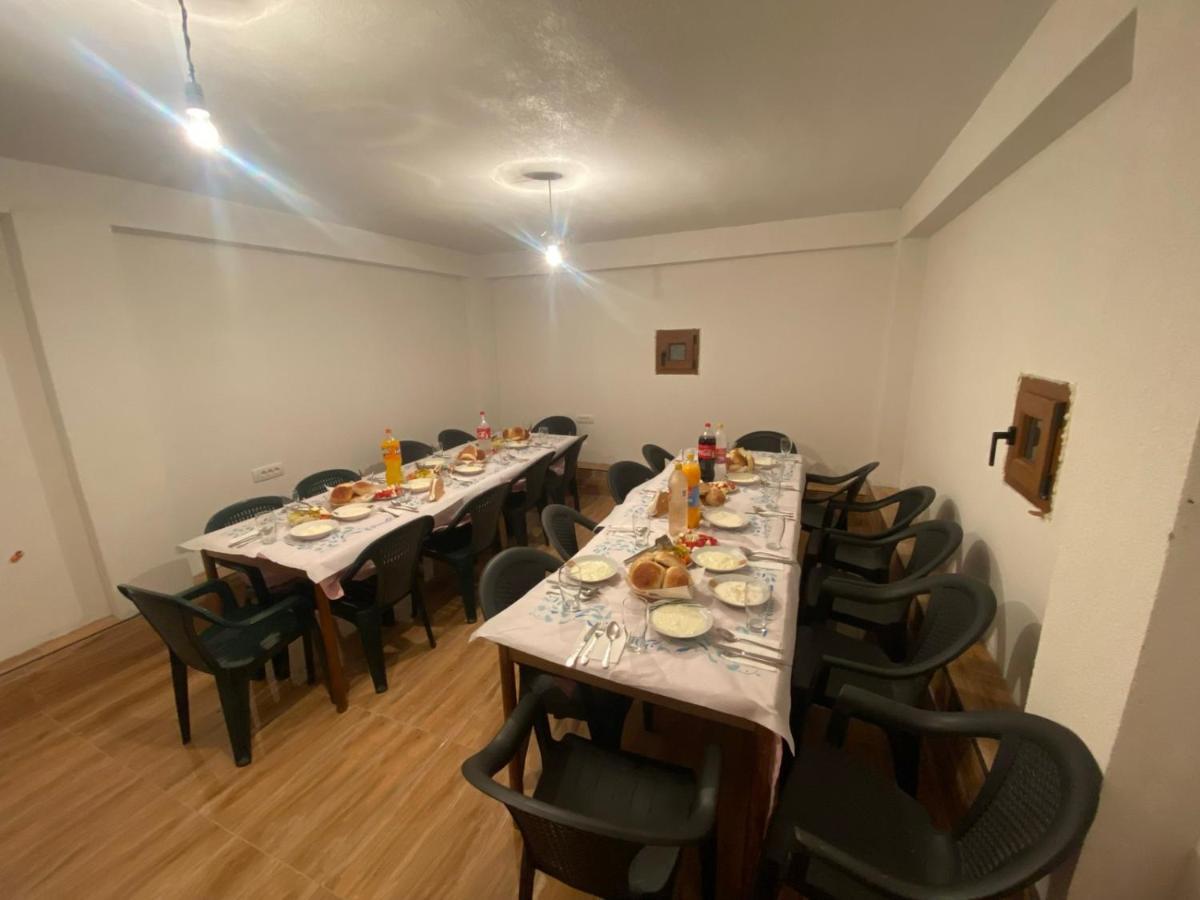 Shpija E Gjyshit Vuthaj Hotel Gusinje Kültér fotó