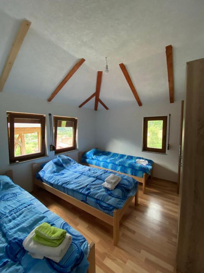 Shpija E Gjyshit Vuthaj Hotel Gusinje Kültér fotó
